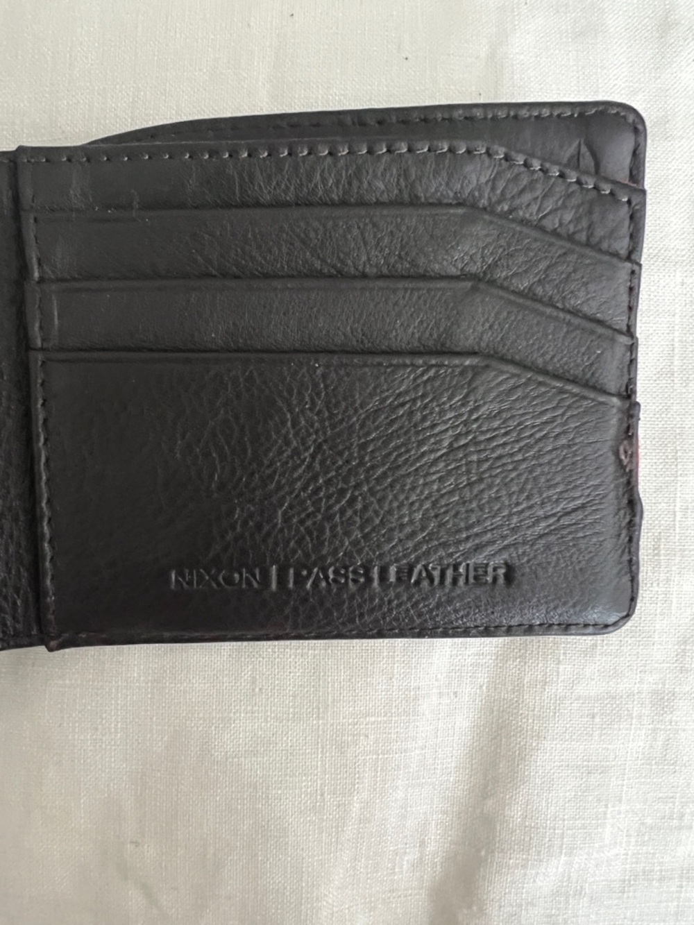 NWOT Men's Nixon Brown Leather Wallet with Gold Accent - Picture 6 of 13